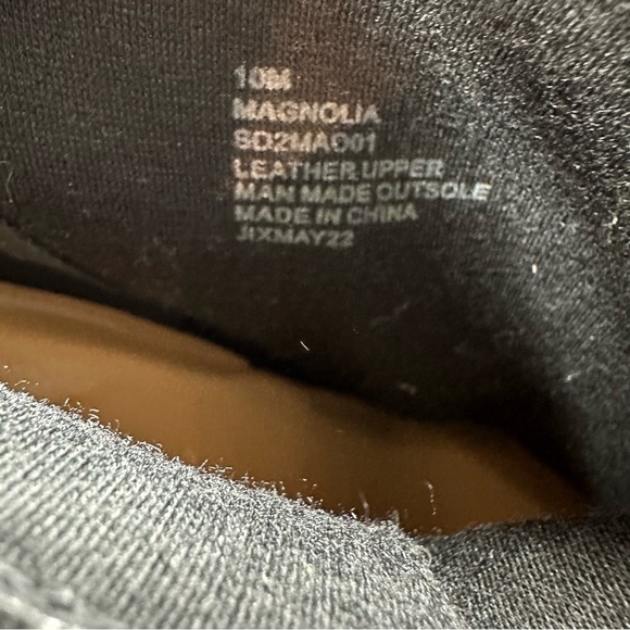 New Splendid Magnolia Leather Wood Grain Heel Ankle Boot in Black #1268 - Picture 11 of 14